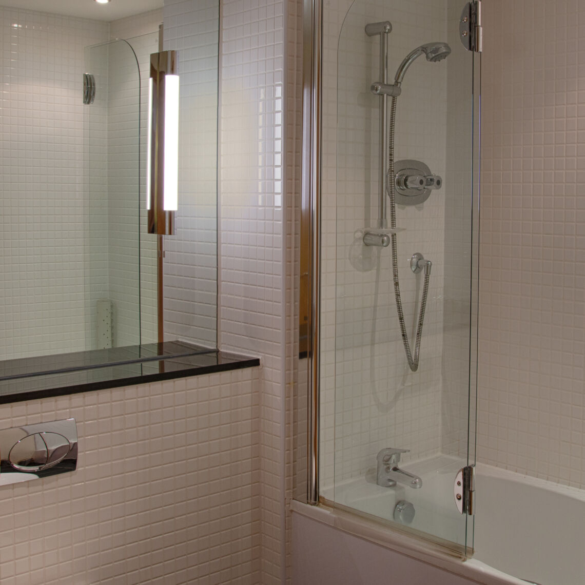 Apartment 14 Bathroom