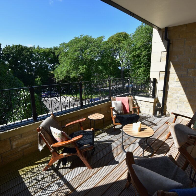 Apt 20 balcony jpg 2022
