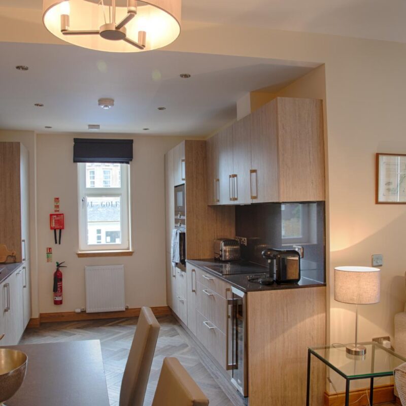 Apt 5 kitchen