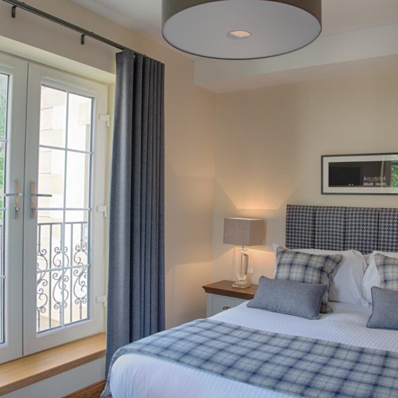 Dornoch Apt 7 4