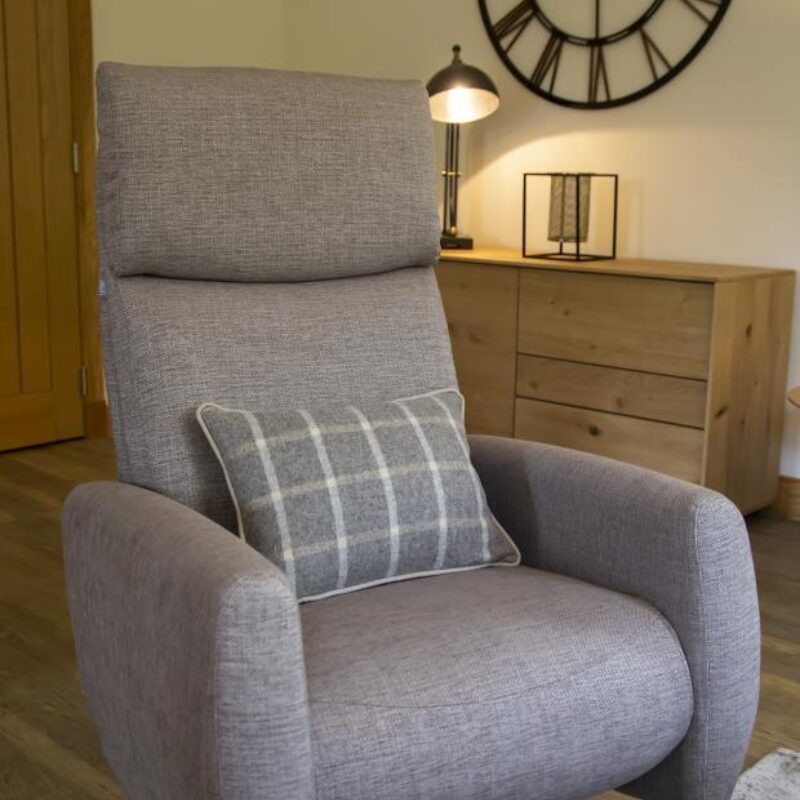 Dornoch Apt 8 12