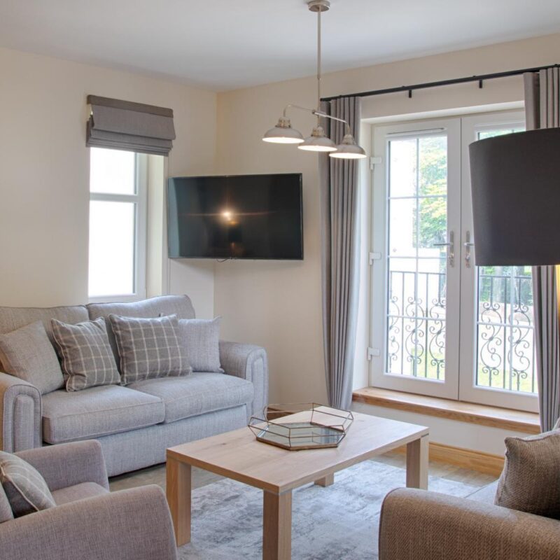 Dornoch Apt 8 3