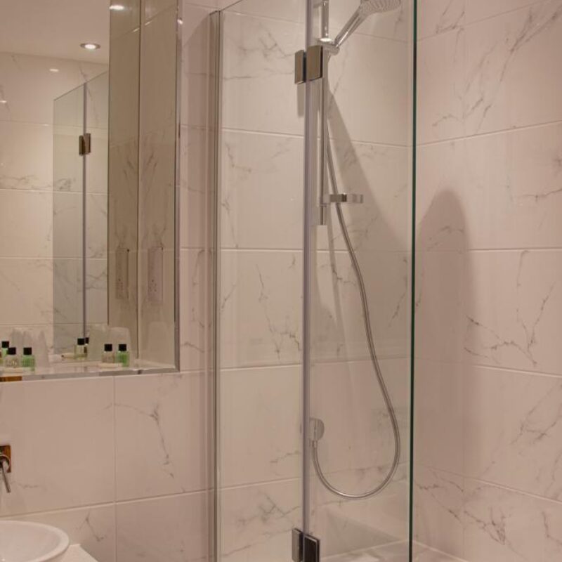Dornoch Apt 8 8