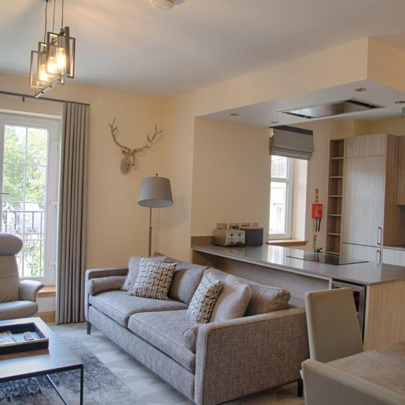 Apt7lounge