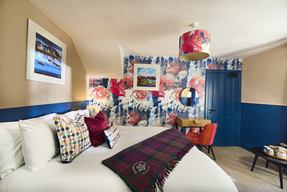 PLO Standard King Room 1