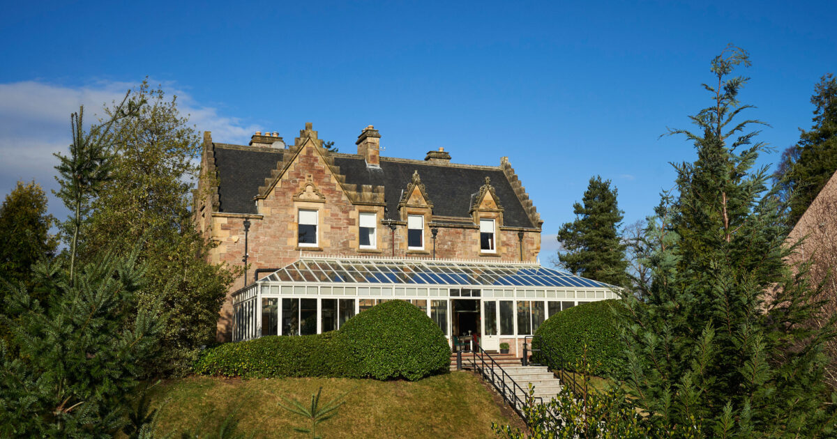 Loch Ness Lodge in Drumnadrochit from $422